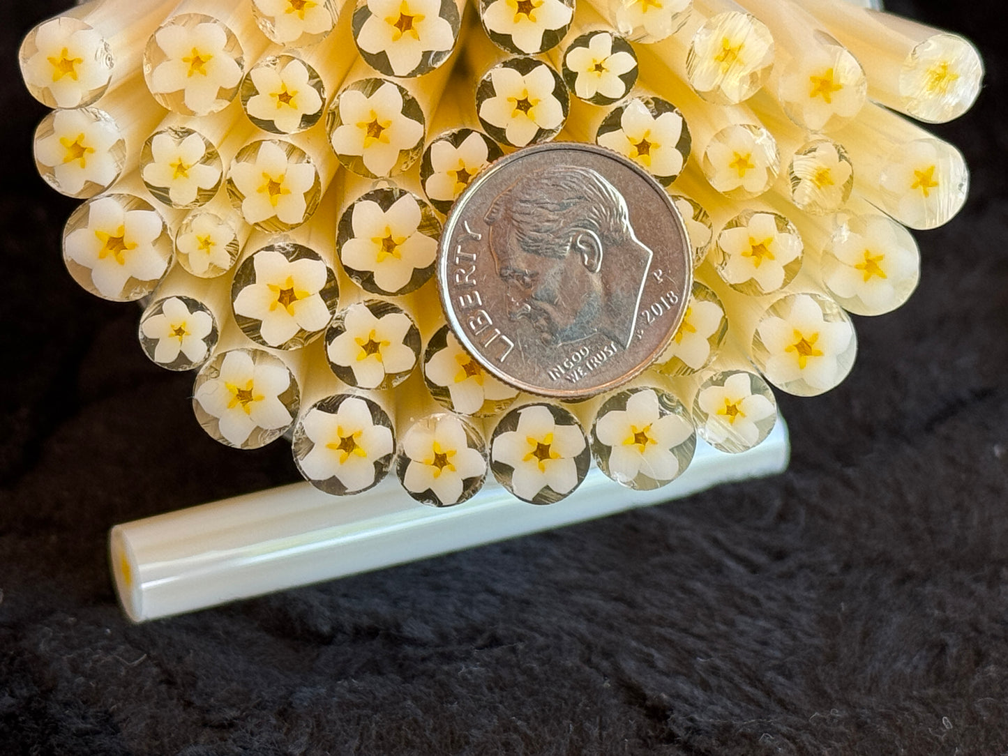 Little White Wall Flower, 1oz, COE 96 Murrini Millefiori