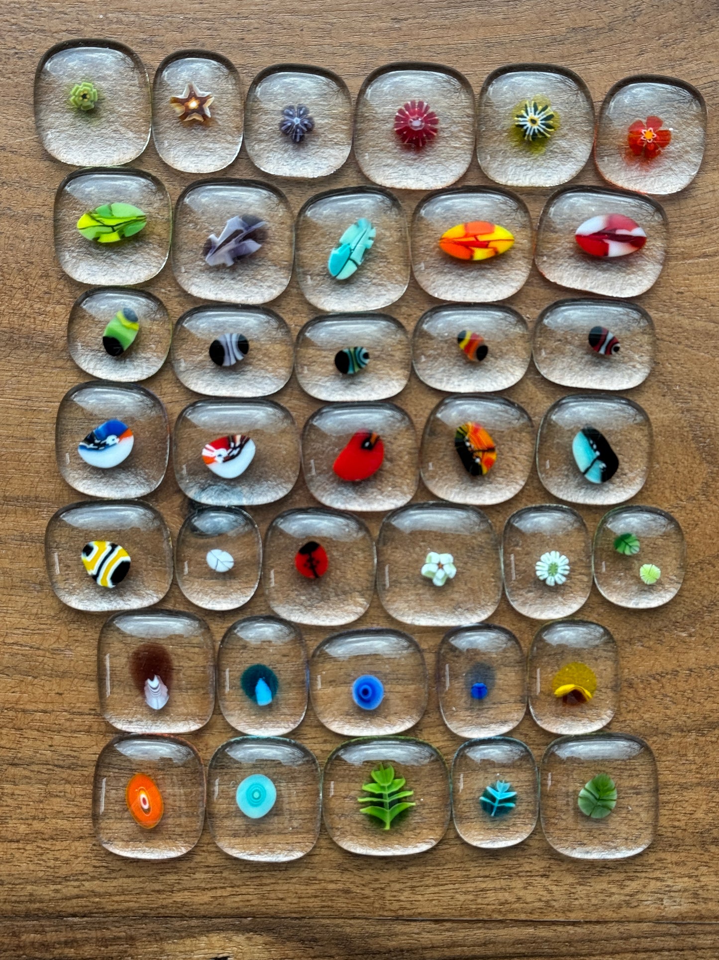 Transparent Chambord Swirl Petal, 1oz, COE 96 Murrini Millefiori