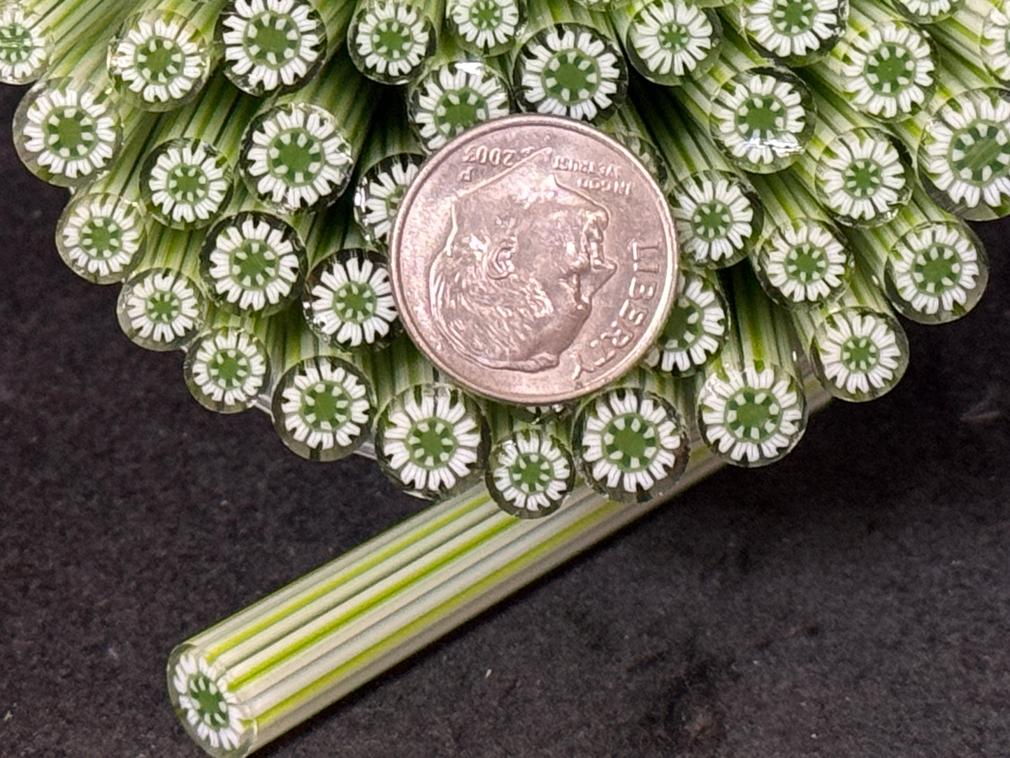 Dotted Green Spider Mums, 1.5oz, COE 96 Murrini Millefiori