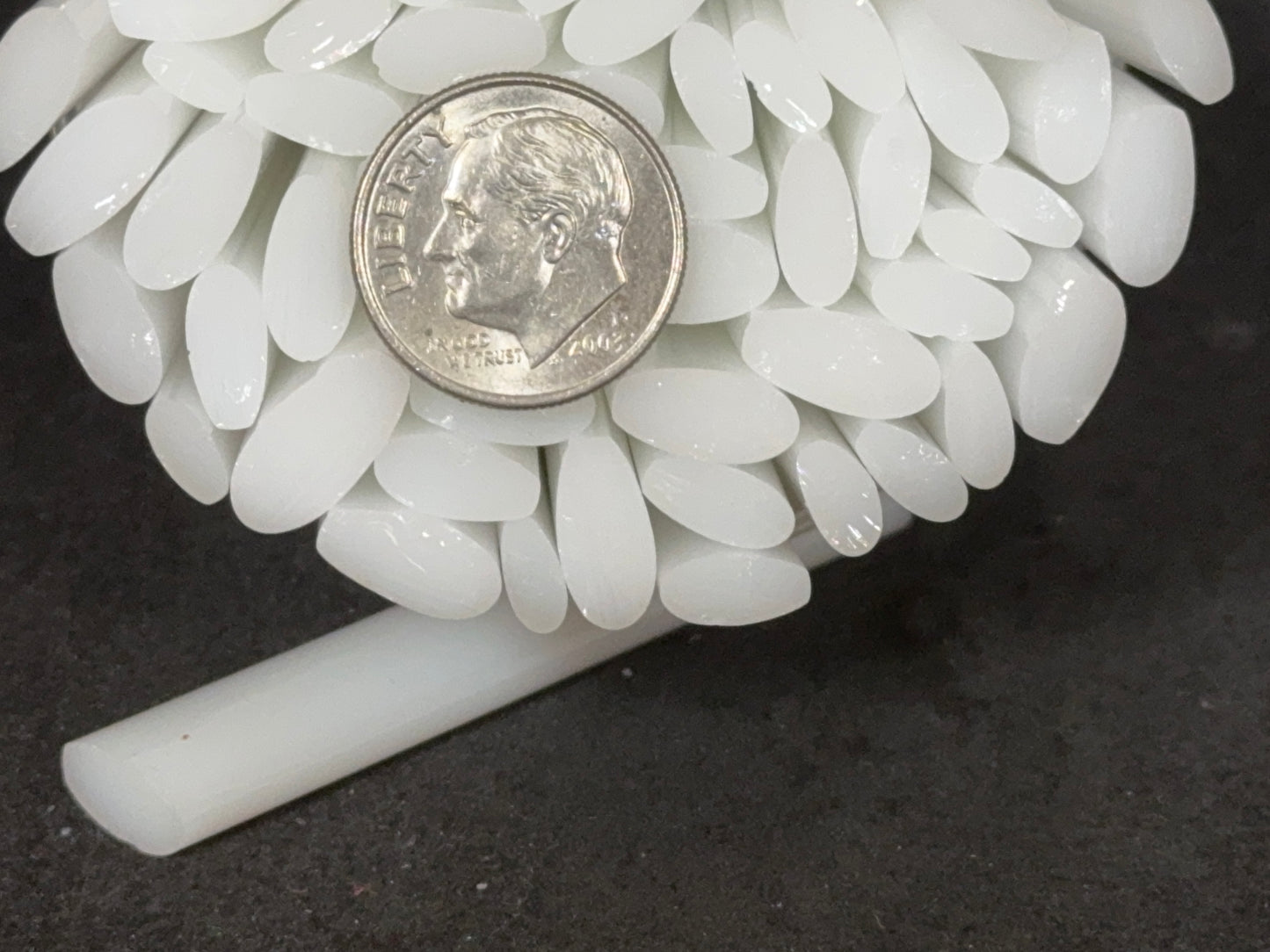 Multi-size Flat-End White Daisy Petal, 1.5oz, COE 96 Murrini Millefiori