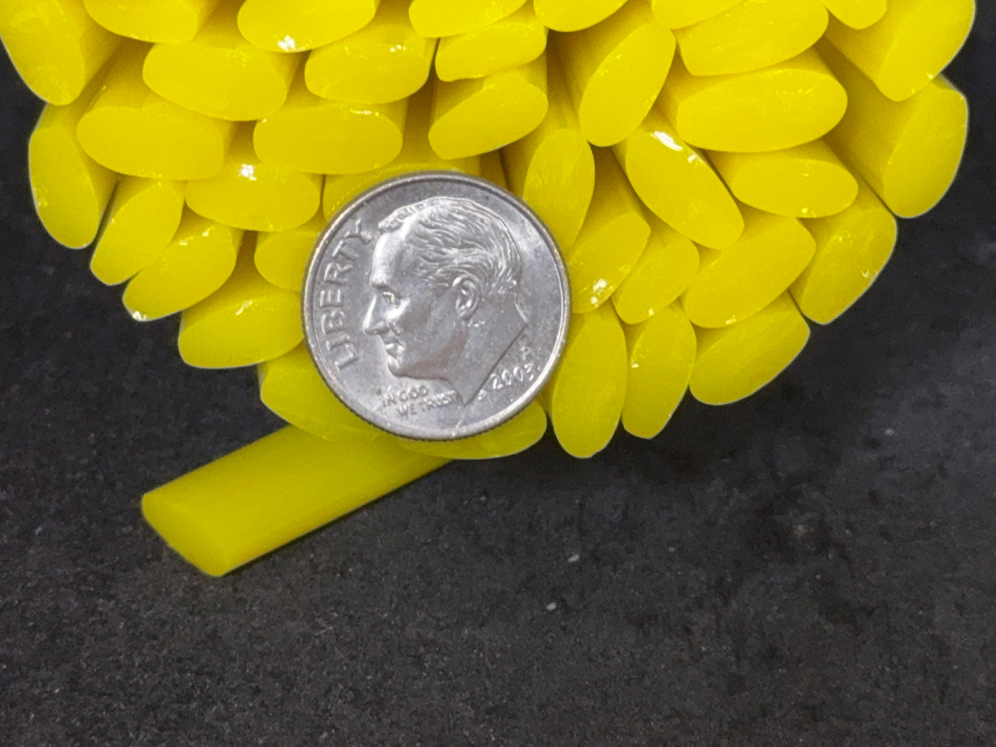 Multi-size Flat-End Yellow Daisy Petal, 1.5oz, COE 96 Murrini Millefiori