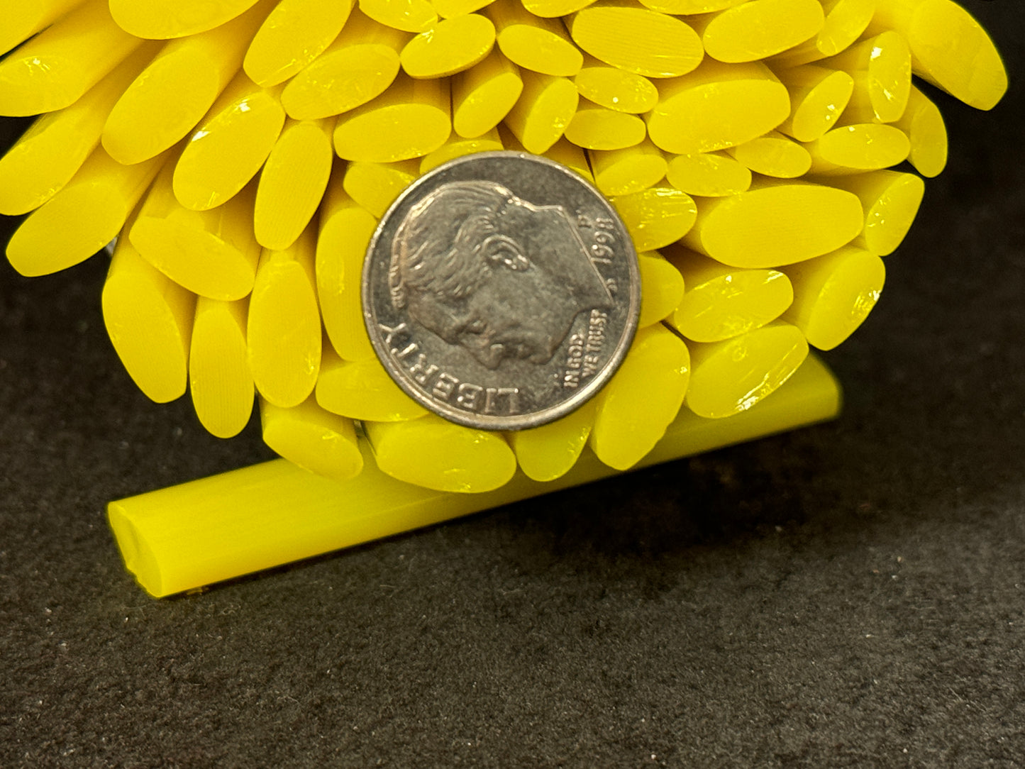 Multi-size Yellow Flat-End Daisy Petal, 1oz, COE 96 Murrini Millefiori