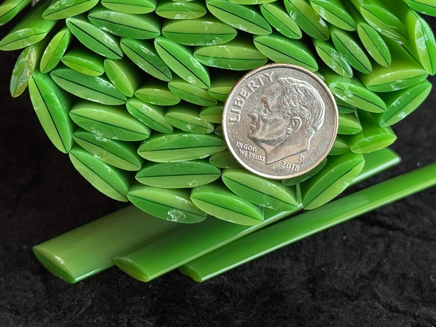 Slender Green Two Toned Leaves (Multi-size), 1oz, COE 96 Murrini Millefiori