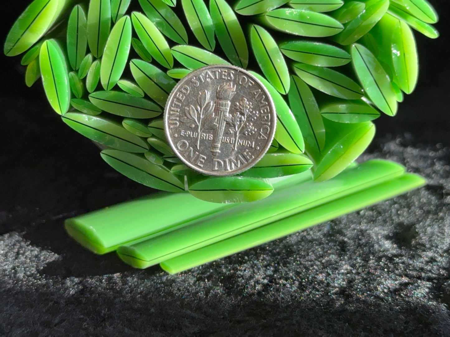 Slender Green Two Toned Leaves (Multi-size), 1oz, COE 96 Murrini Millefiori