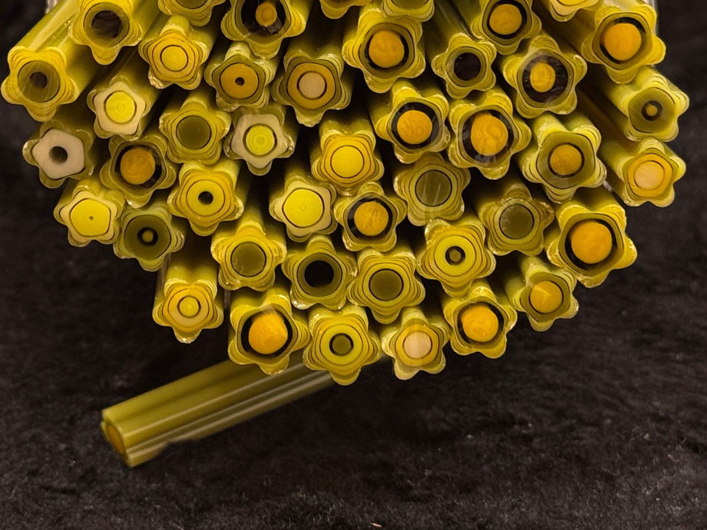 Olive Green Ripple Petals, 1.5oz, COE 96 Murrini Millefiori