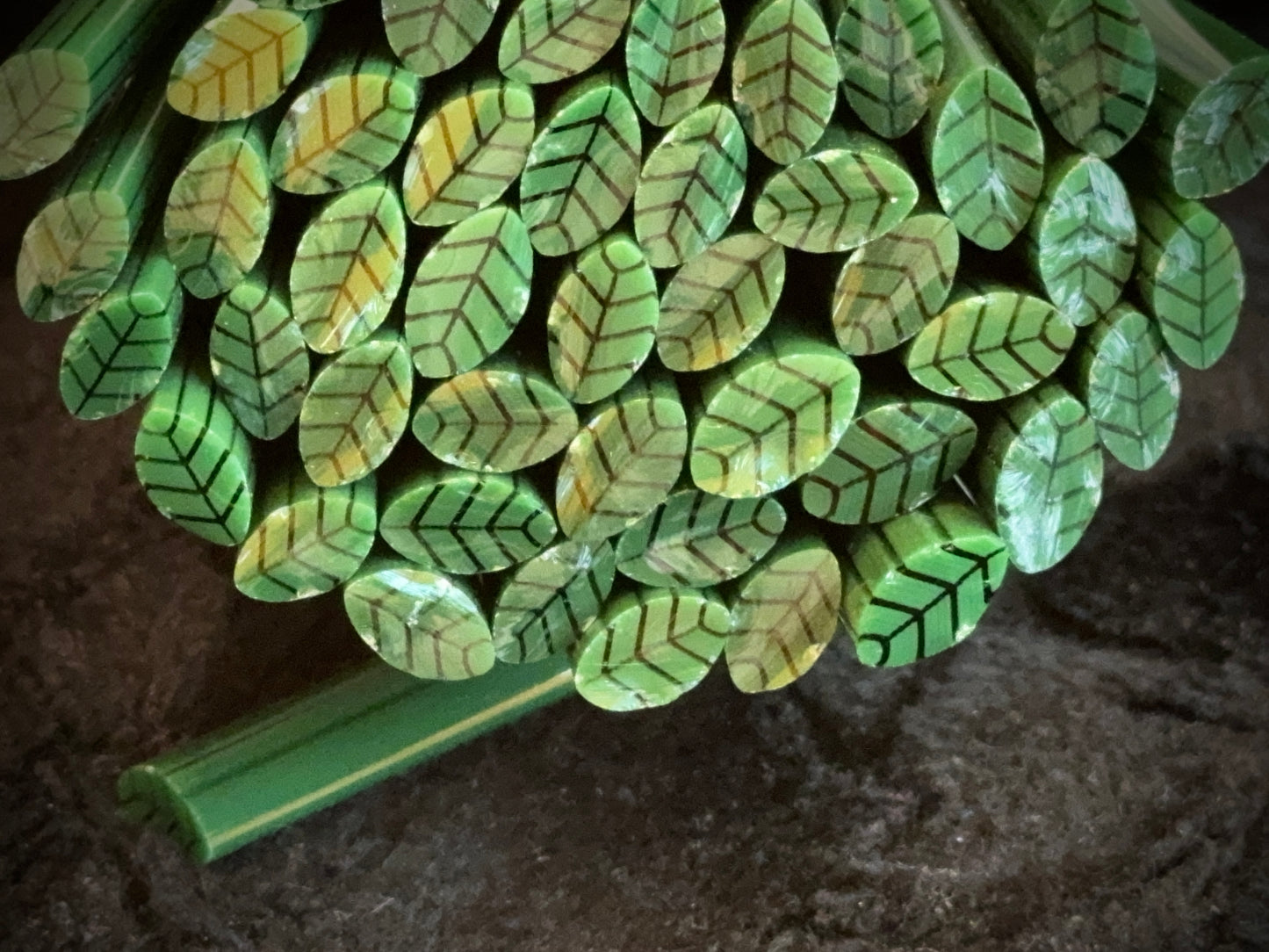 Dark Green Leaves, 1oz, COE 96 Murrini Millefiori